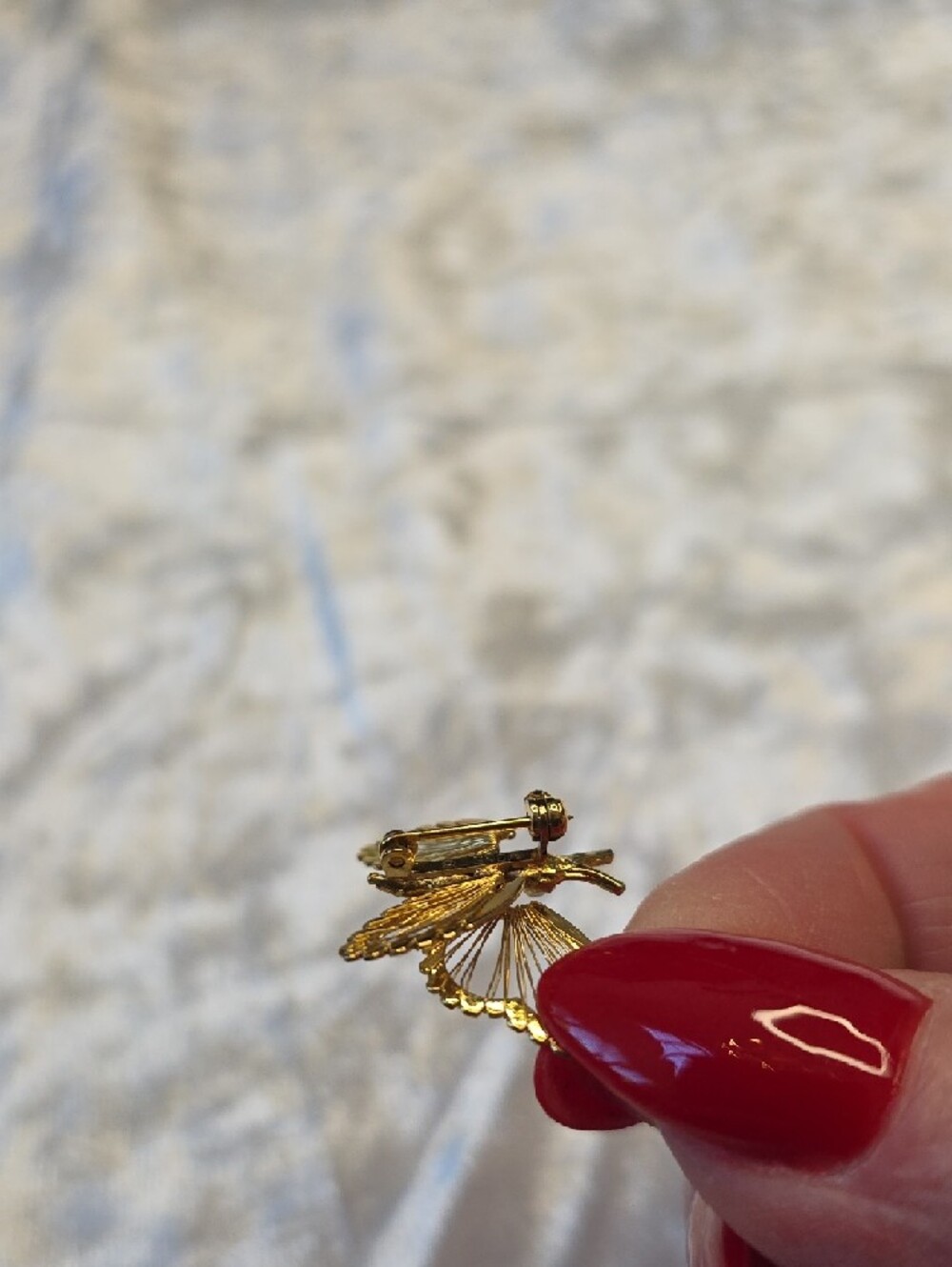 Vintage Monet Signed Gold Butterfly Whimsy Brooch - Picture 4 of 5